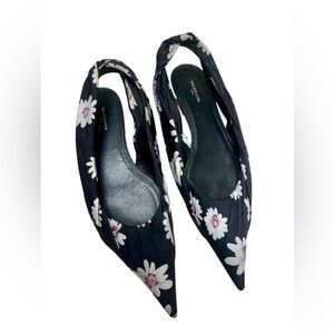Balenciaga Knife Slingback Floral Flats. Size 9. Vintage. Silk/leather.
